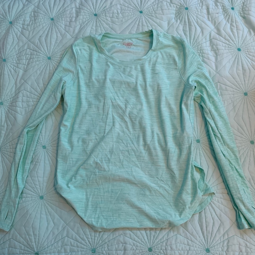 Teal workout shirt.